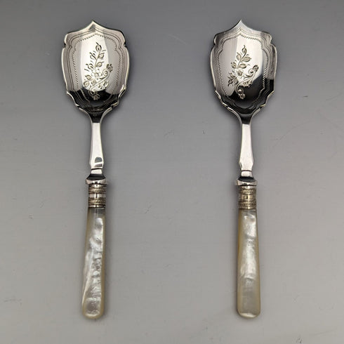 Early 20th Century British Antique White Pearl Shell Handle Jam Spoon Pair Boxed